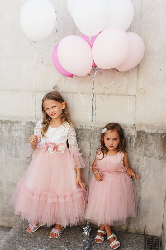 Princesės suknelė su plunksnomis SWAN